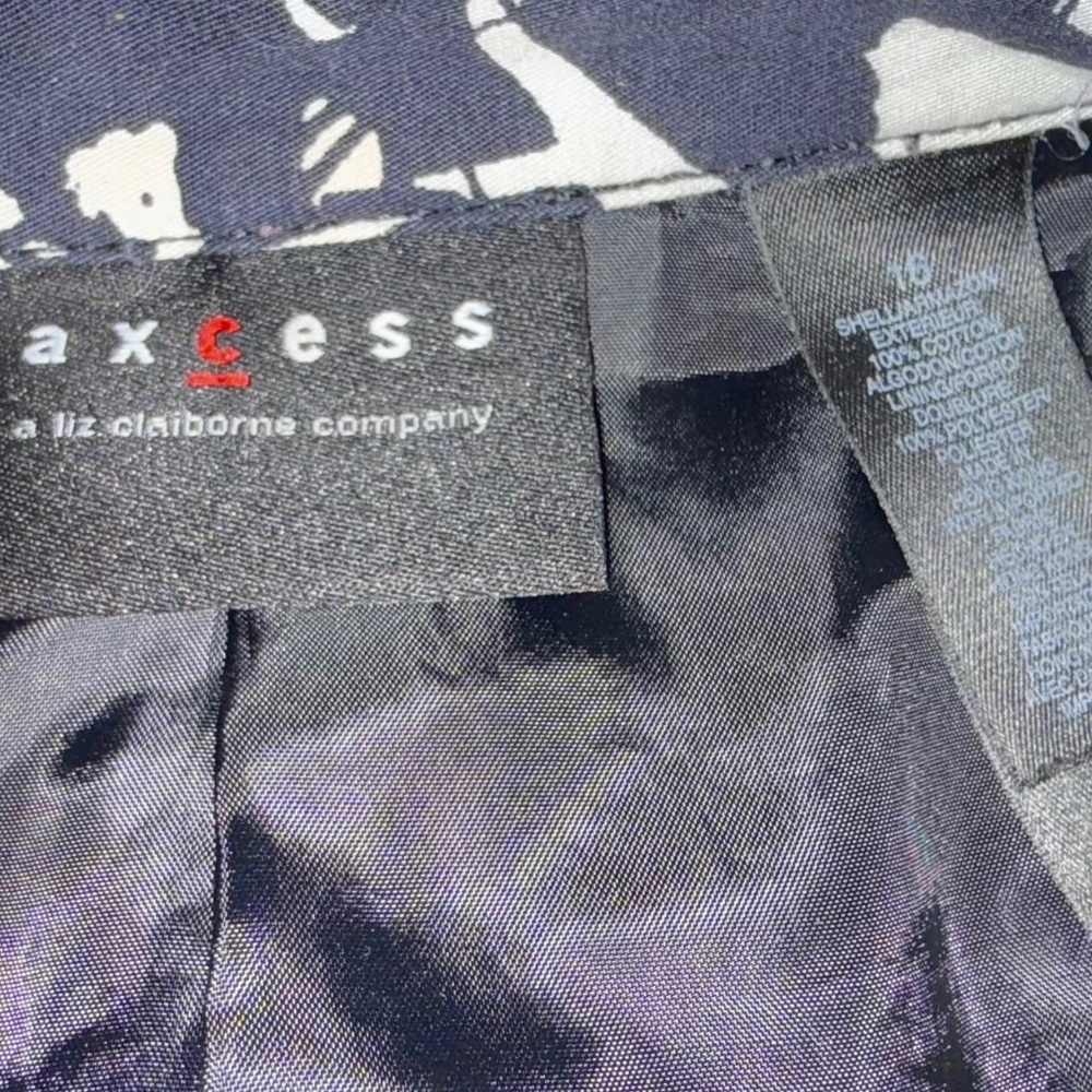 Access Spring Trench Coat With Black And White Fl… - image 4